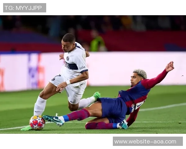 姆巴佩赛后多次要求队友不要为巴萨鼓掌并催促离场引发热议